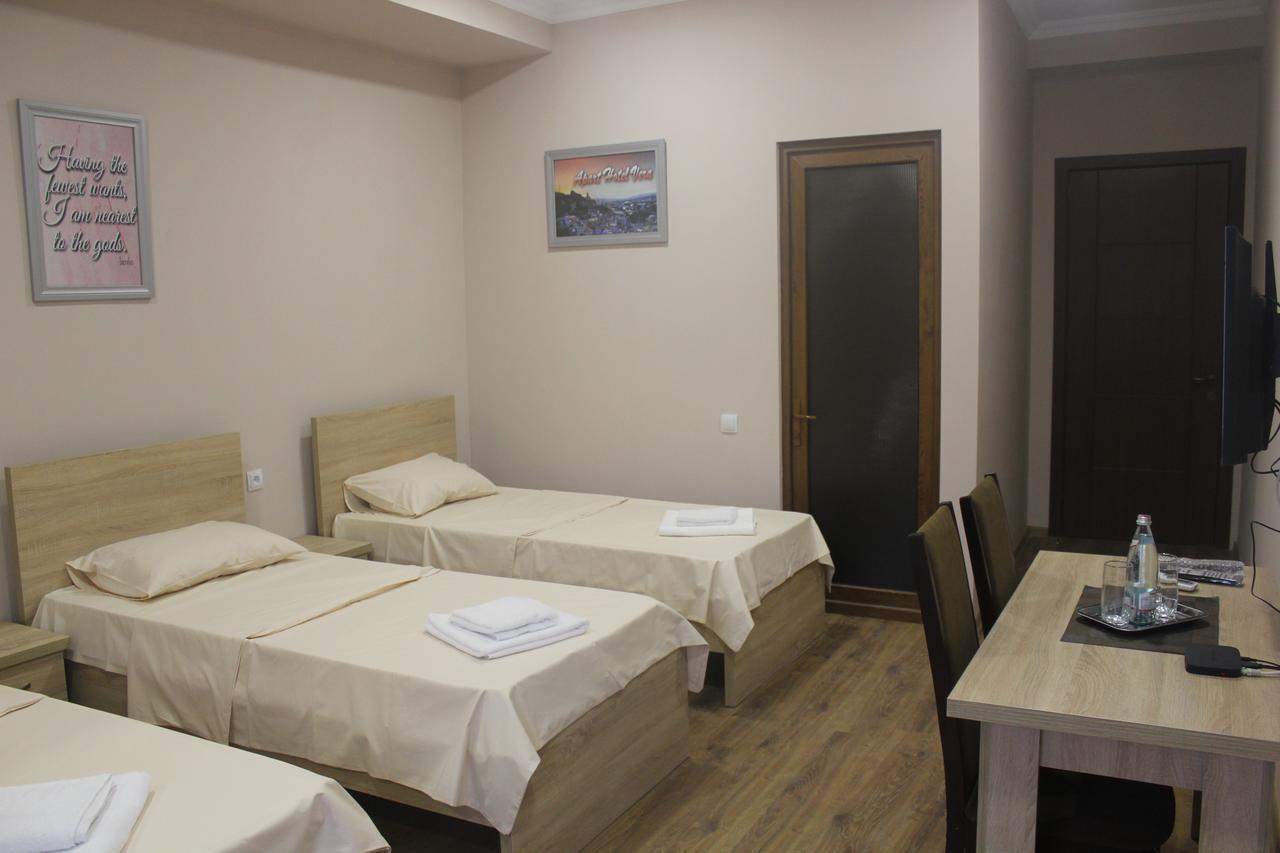 Apart Hotel Vera Tbilisi ภายนอก รูปภาพ